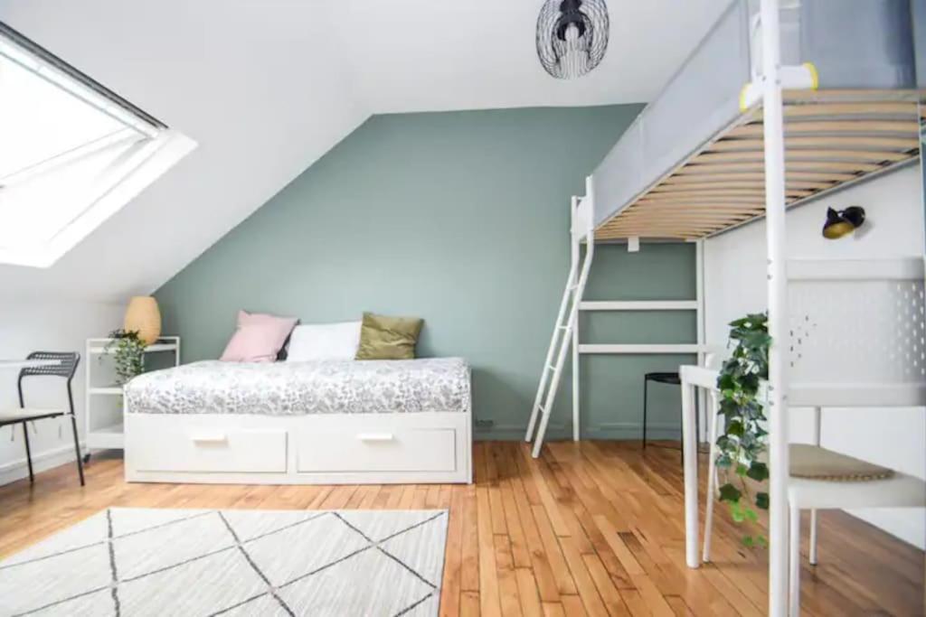 Disponible - Appartement Entier - 10Mn Rer B Aeroport Cdg - Paris Gare Du Nord, T11 Express, Le Bourget, Tout Equipe, Netflix Gratuit, 3 Personnes, 4Eme Etage, Escaliers, Parc Des Expositions, Parking Rue Gratuit Apres 19H Drancy Kültér fotó