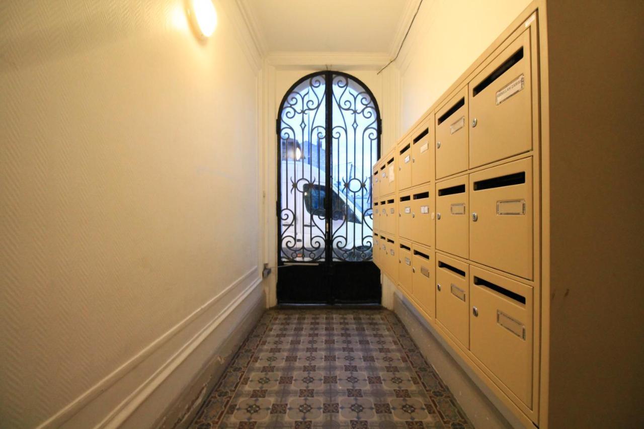 Disponible - Appartement Entier - 10Mn Rer B Aeroport Cdg - Paris Gare Du Nord, T11 Express, Le Bourget, Tout Equipe, Netflix Gratuit, 3 Personnes, 4Eme Etage, Escaliers, Parc Des Expositions, Parking Rue Gratuit Apres 19H Drancy Kültér fotó