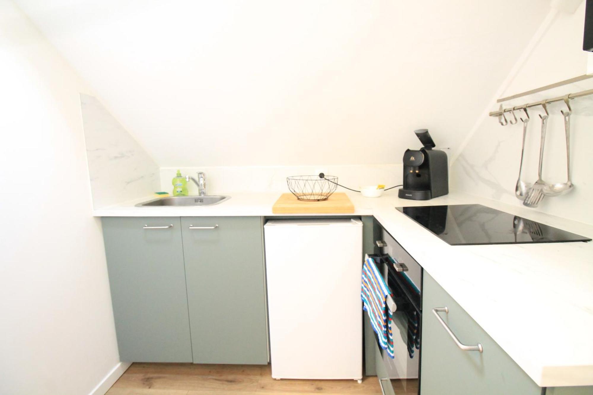 Disponible - Appartement Entier - 10Mn Rer B Aeroport Cdg - Paris Gare Du Nord, T11 Express, Le Bourget, Tout Equipe, Netflix Gratuit, 3 Personnes, 4Eme Etage, Escaliers, Parc Des Expositions, Parking Rue Gratuit Apres 19H Drancy Kültér fotó